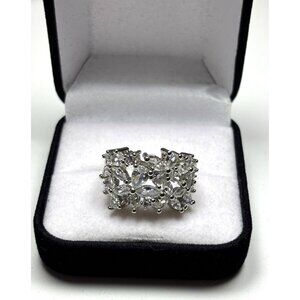 Elegant Silver Ring With Clustered Marquise & Round Cubic Zirconia Stones 7
